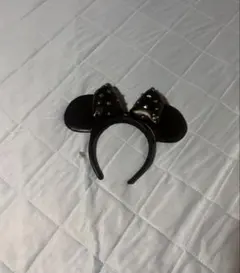 ディズニー カチューシャ ブラック スタッズ