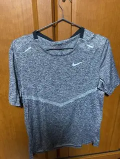 Nike DRI-FIT Tシャツ グレー Sサイズのサムネイル