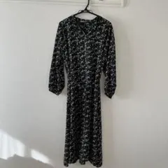 最終値下げ　RAY CASSIN 花柄長袖ワンピース