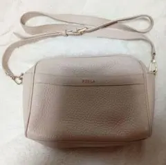 まなてぃ様専用FURLA ベージュ レザー ショルダーバッグ 中型