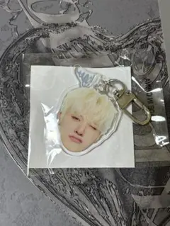 treasure 顔アクキー