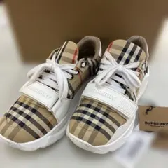 de14 BURBERRY LONDON ENGLAND スニーカー 28.5 - メルカリ