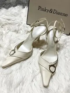 Pinky&Dianne アイボリーハイヒール