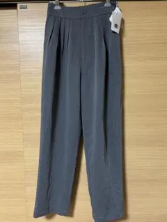 新品　crie confort 　パンツ　グレー　サイズＳのサムネイル