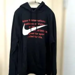 美品　Nike　ナイキフード付きパーカー　ブラック　Ｍ