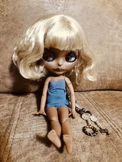 Item thumbnail for item ce005faa-c32e-4a4b-8e82-6894e293e3a2