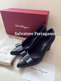 フェラガモ Salvatore Ferragamo パンプス ブラックのサムネイル