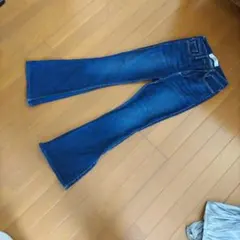 HOLLISTER ダークブルー フレアジーンズ W28 L30のサムネイル