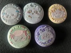 ちいかわ　刺繍缶バッチ2 モモンガ あの子 ラッコ