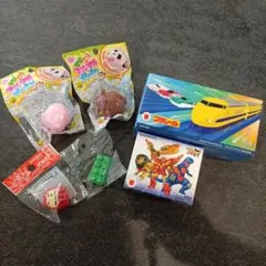 ハッピーセット　プラレール　へんしん！マクドナルドロボ　おまけ付き