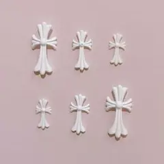 ホワイト 十字架 ネイルパーツ 6個セット　大中小　3サイズセット　白　クロム