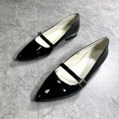 極美品✨【La TENACE】ストラップパンプス/ポインテッドトゥ/エナメル/黒のサムネイル