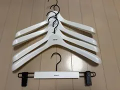 正規品 sacai サカイ 純正品 ハンガー 白 ホワイト 3本セット - メルカリ