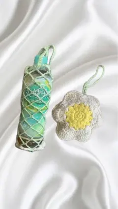 花モチーフ ボトルカバー　グリーン ペットボトルホルダー 花 ナチュラル