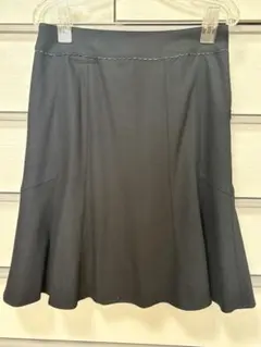 ブラック フレアスカート ひざ丈