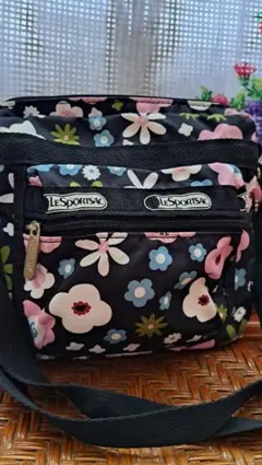 LeSportsac レスポートサック サイズ約20x20x2cmのサムネイル