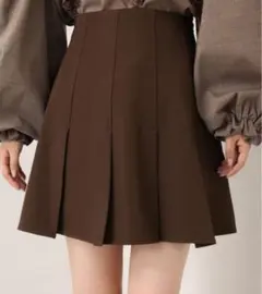 ボックスプリーツスカート
