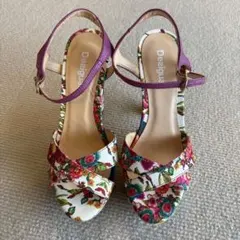 Desigual 花柄ヒールサンダルのサムネイル