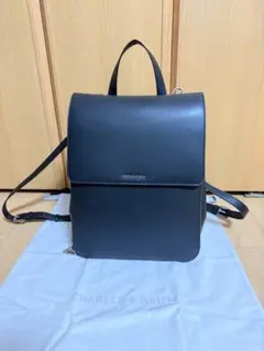 CHARLES & KEITH リュックのサムネイル