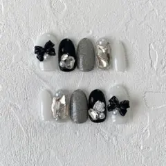 #251【現品】ネイルチップ ブラック ホワイト モノトーン 埋めつくし リボン