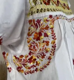 【1点もの】サンアントニーノ刺繍　現地買付　ネイビー×ゴールド刺繍 1点もの】サンアントニーノ刺繍 現地買付 ネイビー×ゴールド刺繍