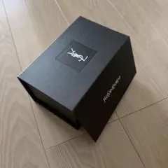 Yves Saint Laurent ギフトボックス ブラック