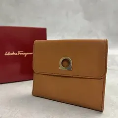 Ferragamo ガンチーニ キャメル レディース 折り財布 9724のサムネイル