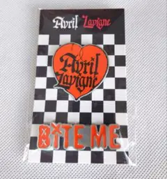 AVRIL LAVIGNE 2022 love suxツアー ピンバッジ