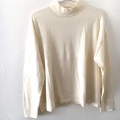 薄手ニット長袖