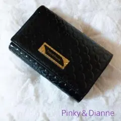 【値下げ】Pinky＆Dianne エナメル　三つ折り財布