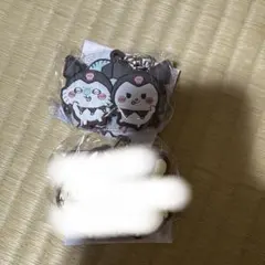 ちいかわ　サンリオ　モモンガ　クロミ　ラバーキーホルダー