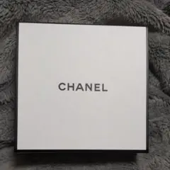 CHANELの空箱　ギフトボックス