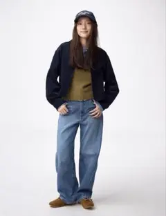 GU バレルレッグジーンズ　XS デニムパンツ