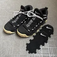 NIKE air more moneyのサムネイル