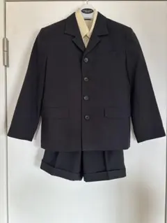 キッズスーツ　4点セット