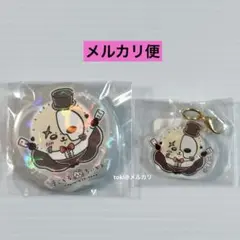ちいかわ　ラッコ　まじかるちいかわ　ミニアクリルチャーム　缶バッジ　2点セット