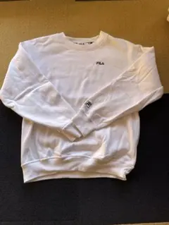 FILA白スウェット