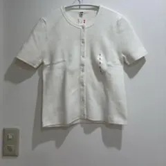 ユニクロ　UNIQLO スカラップクルーネックカーディガン　カーディガン　新品のサムネイル