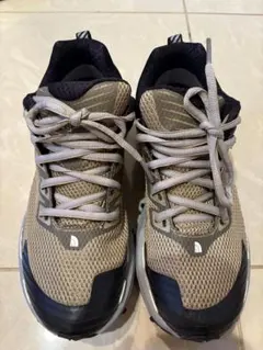 THE NORTH FACE VECTIV スニーカー ベージュ/ネイビー