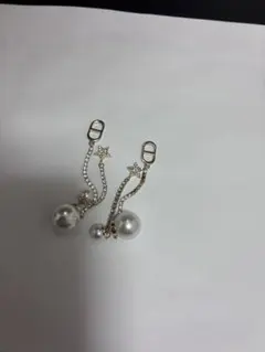 ディオール CDロゴ スター パール ピアス ゴールド