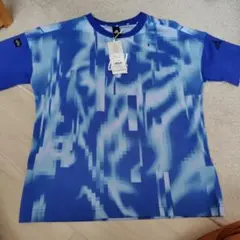 お値下げ☆adidas　130㌢新品　Tシャツのサムネイル