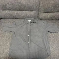 GU 半袖チェックシャツ グレー系