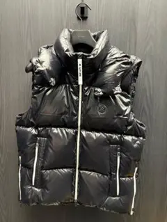 ジーフォア 新作 メンズ ゴルフ ブラックダウンベスト フード付き