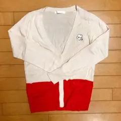 ワンポイントワッペン 赤×白 カーディガンのサムネイル
