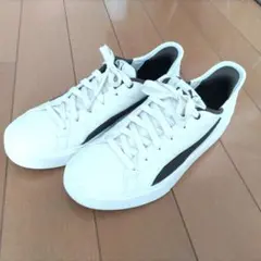 PUMAプーマ　スニーカー　25cm