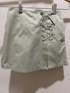 美品！a.v.v アーヴェヴェ　130 レースアップ スカート風ショートパンツ