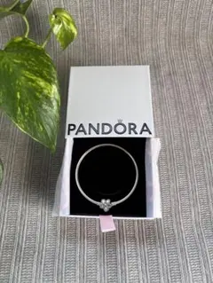 Pandora フラワーモチーフ バングル ブレスレット 17cm ノベルティ