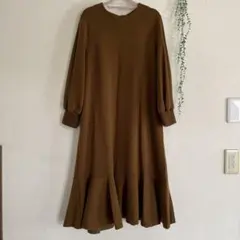 【すぐ発送】ニット茶F by ROSSO　裾フレアワンピースアーバンリサーチ
