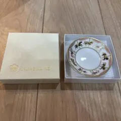 【お値下げ】新品未使用　大倉陶園　お皿6枚セット 技法シリーズ 10cmレリーフ小皿6枚セット