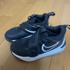 Nike ブラック スニーカー ベルクロ